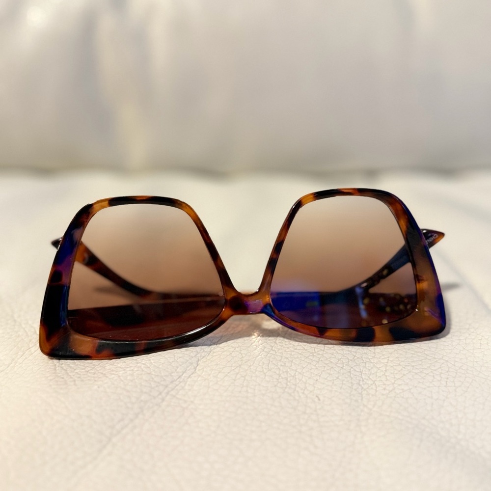 Tortoise Shell Oversized Sunglasses